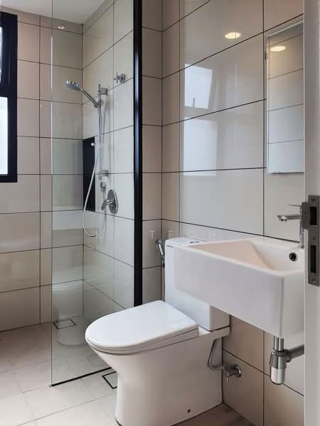 Servis Apartment untuk Disewa di Duta Park Residences - KT Teoh - Bathroom - PropertyGuru.com.my