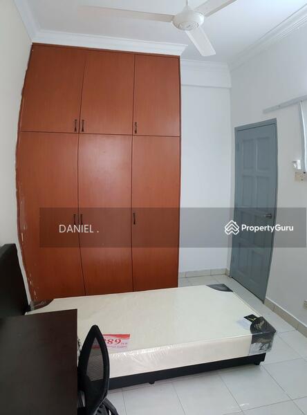 For Sale - BANDAR UTAMA, KAYU ARA, PETALING JAYA.