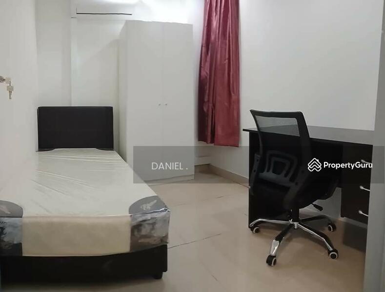 For Sale - BANDAR UTAMA, KAYU ARA, PETALING JAYA.