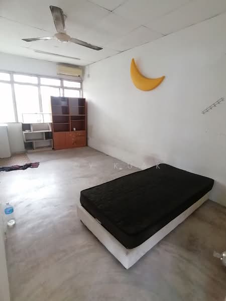 Semi-Detached House for Sale in Taman Bukit Minyak (Bukit Minyak) - Roy Kuak - Bedroom - PropertyGuru.com.my