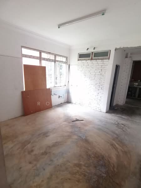 Semi-Detached House for Sale in Taman Bukit Minyak (Bukit Minyak) - Roy Kuak - Interior - PropertyGuru.com.my
