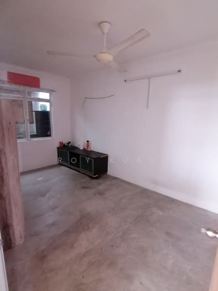 Semi-Detached House for Sale in Taman Bukit Minyak (Bukit Minyak) - Roy Kuak - Living Room - PropertyGuru.com.my