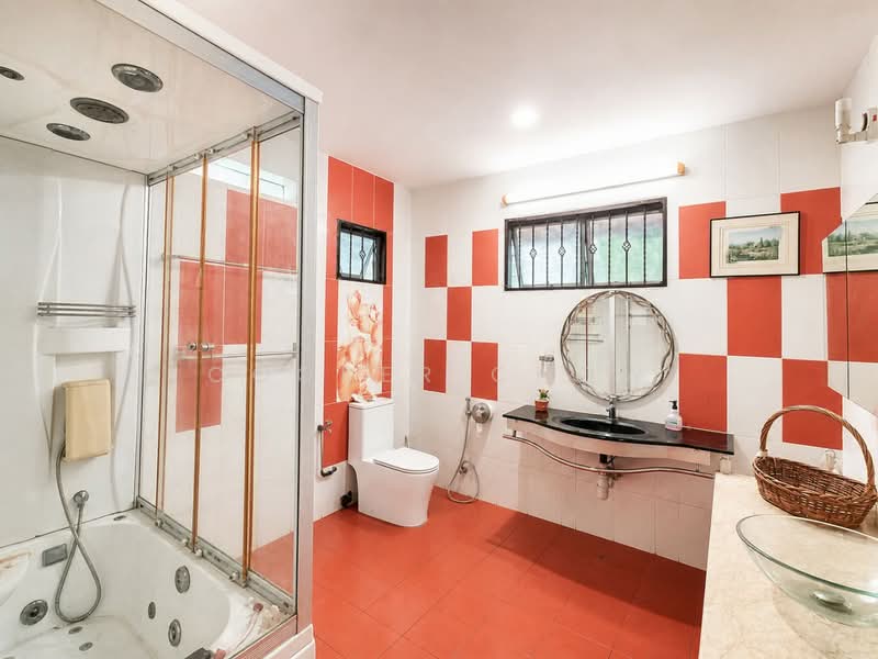 Bungalow for Sale in SS3 (Petaling Jaya) - Cooper Chow - Bathroom - PropertyGuru.com.my