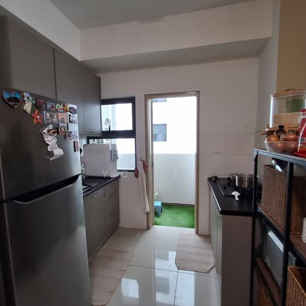 Service Residence for Sale at Suria Residence - YC Lee - Kitchen - PropertyGuru.com.my