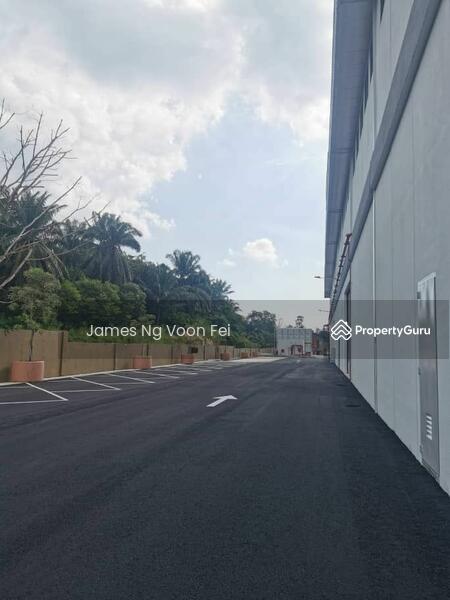 For Rent - Detached Showroom cum Factory @ Nilai
