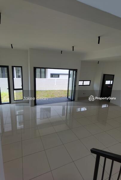Untuk Disewa - Semi-D house at Bandar Serenia