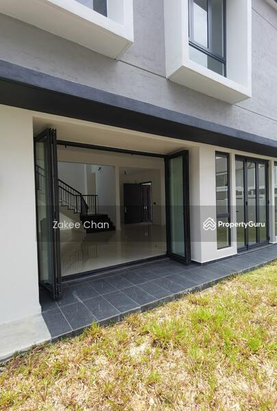 Untuk Disewa - Semi-D house at Bandar Serenia