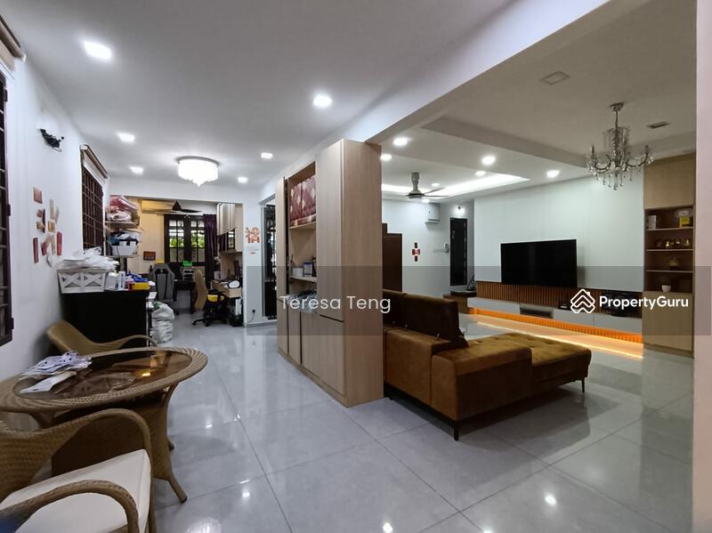 For Sale - Akasia
