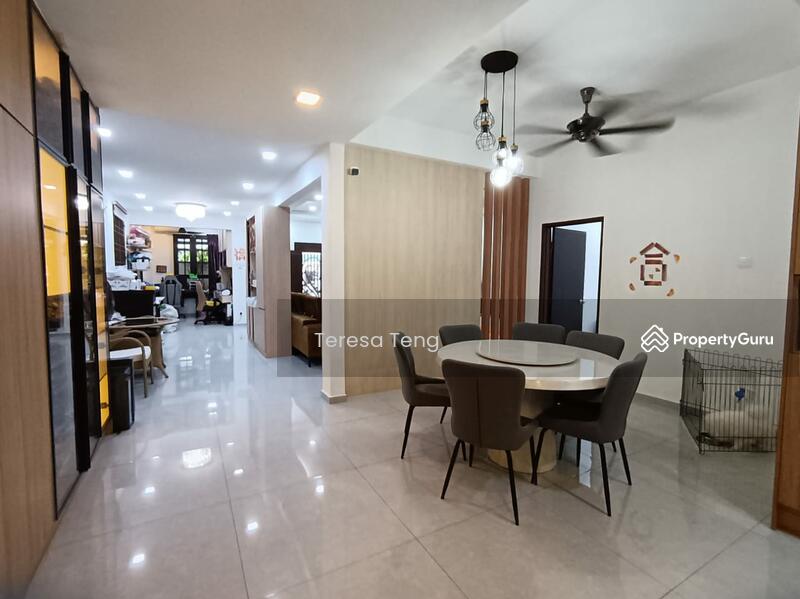 For Sale - Akasia
