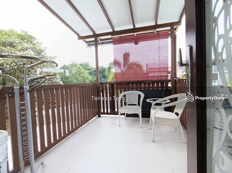 For Sale - Akasia