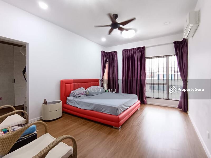 For Sale - Akasia