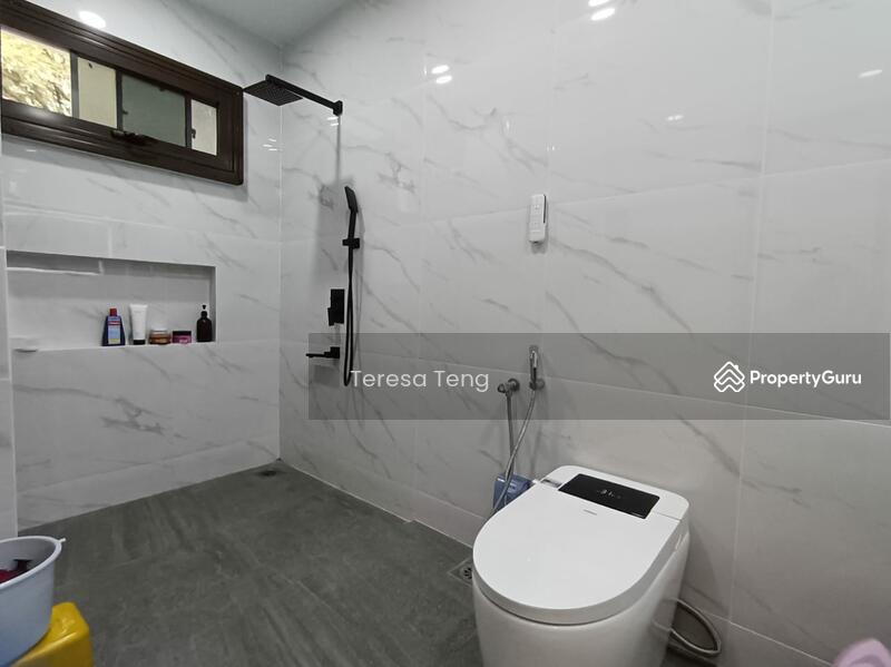For Sale - Akasia