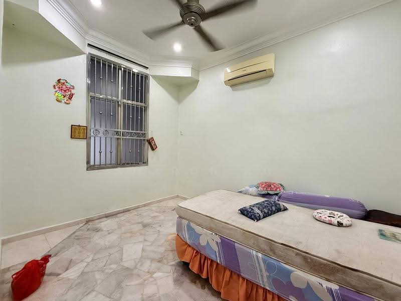 1-storey Terraced House for Sale in Kangkar Pulai (Skudai) - Sharon Ng - Bedroom - PropertyGuru.com.my