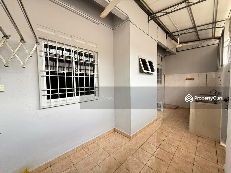 2-storey Terraced House for Sale in Taman Bukit Perdana (Batu Pahat) - WK Dee - PropertyGuru.com.my