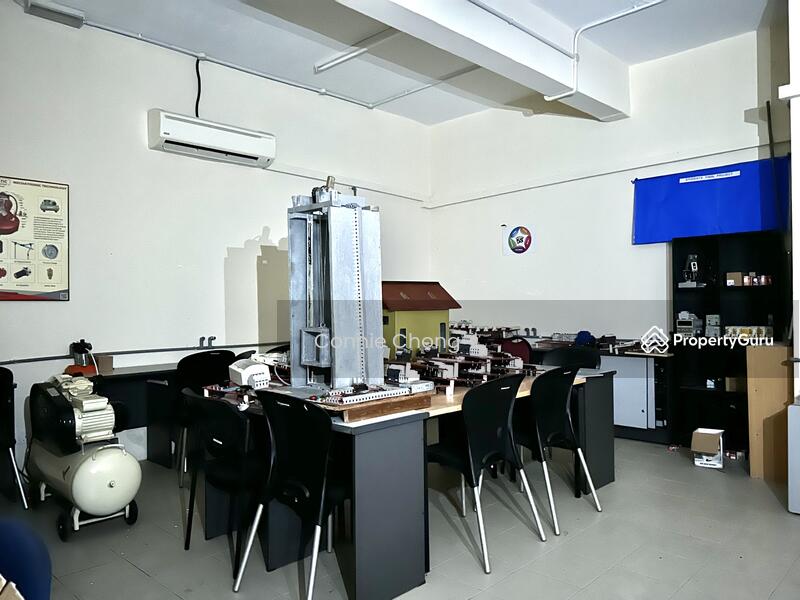 For Rent - Templer Business Park