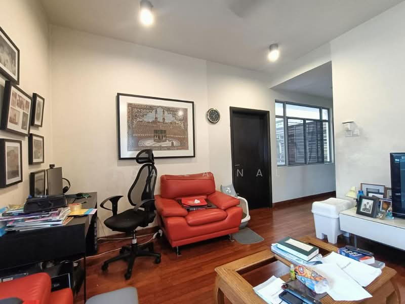 Rumah Berkembar untuk Dijual di Sri Hartamas (Kuala Lumpur) - Eda Zainal - Living Room - PropertyGuru.com.my