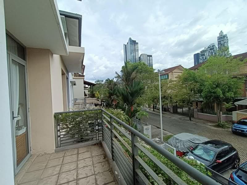 Rumah Berkembar untuk Dijual di Sri Hartamas (Kuala Lumpur) - Eda Zainal - Balcony - PropertyGuru.com.my