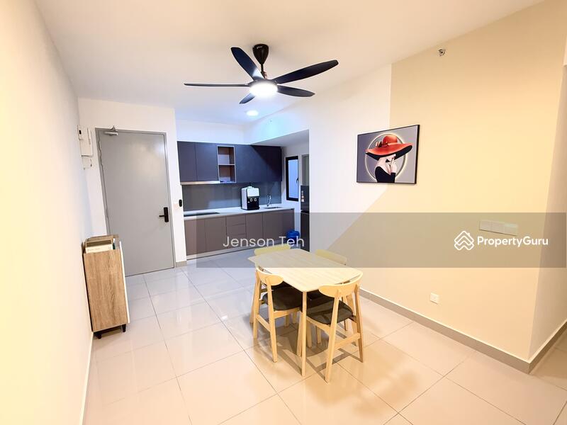 For Rent - M Luna