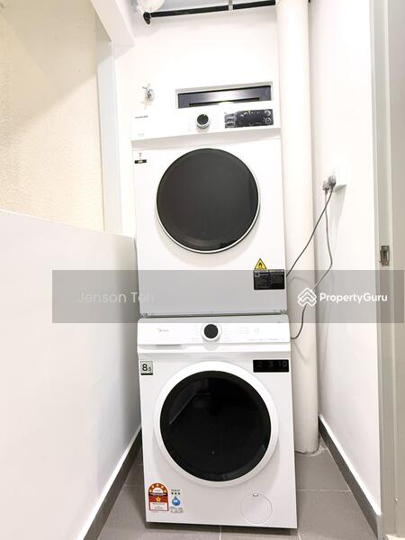 For Rent - M Luna
