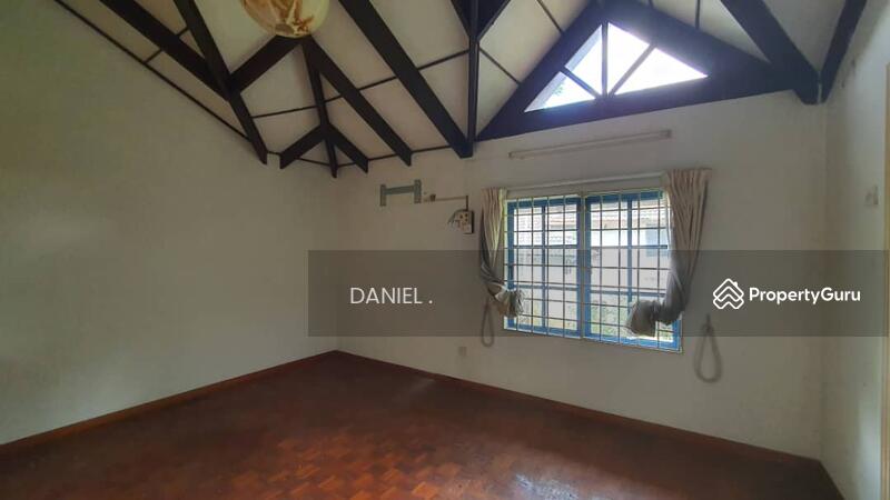 For Sale - BUKIT DAMANSARA DOUBLE STOREY BUNGALOW HOUSE (LOT SIZE 5,490 SQUARE FEET) AT JALAN SETIABAKTI