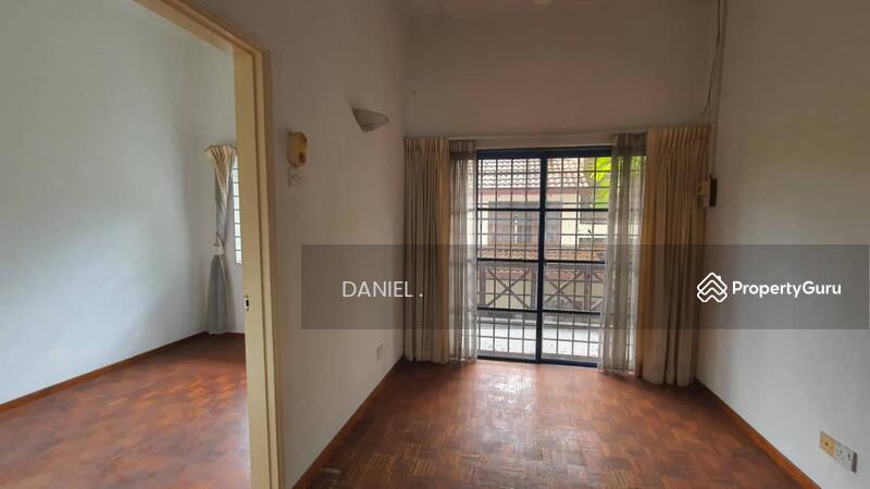For Sale - BUKIT DAMANSARA DOUBLE STOREY BUNGALOW HOUSE (LOT SIZE 5,490 SQUARE FEET) AT JALAN SETIABAKTI