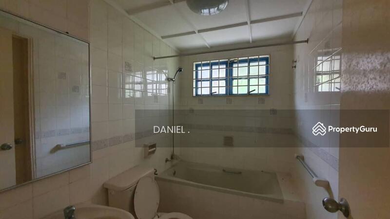 For Sale - BUKIT DAMANSARA DOUBLE STOREY BUNGALOW HOUSE (LOT SIZE 5,490 SQUARE FEET) AT JALAN SETIABAKTI