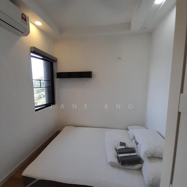 For Rent - TRI PINNACLE