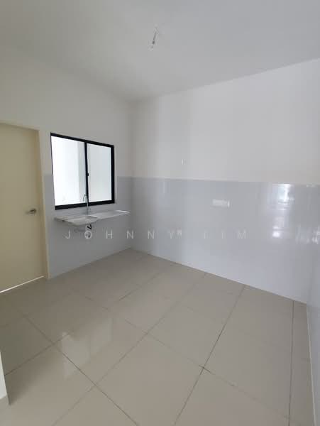 Condominium for Sale at Brezza Hill - Johnny Lim - Kitchen - PropertyGuru.com.my