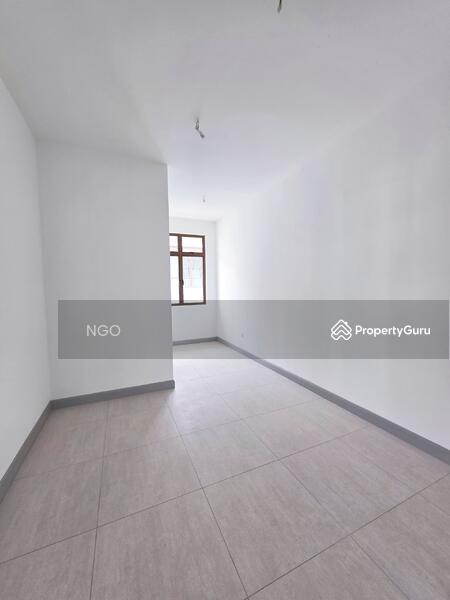 Rumah Teres 2 Tingkat untuk Dijual di Taman Mutiara Gading (Batu Pahat) - NGO - PropertyGuru.com.my