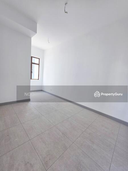 Rumah Teres 2 Tingkat untuk Dijual di Taman Mutiara Gading (Batu Pahat) - NGO - PropertyGuru.com.my