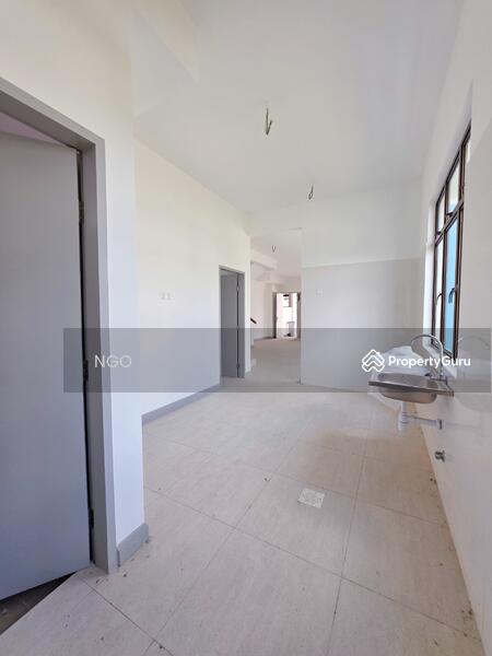 Rumah Teres 2 Tingkat untuk Dijual di Taman Mutiara Gading (Batu Pahat) - NGO - PropertyGuru.com.my