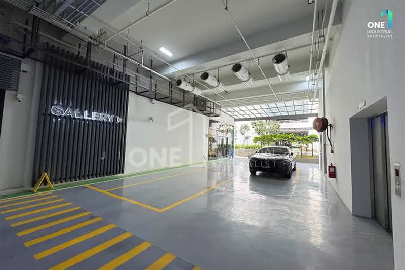 Shop / Office for Sale in Serdang (Seri Kembangan) - Jimmy Leong - Entrance - PropertyGuru.com.my