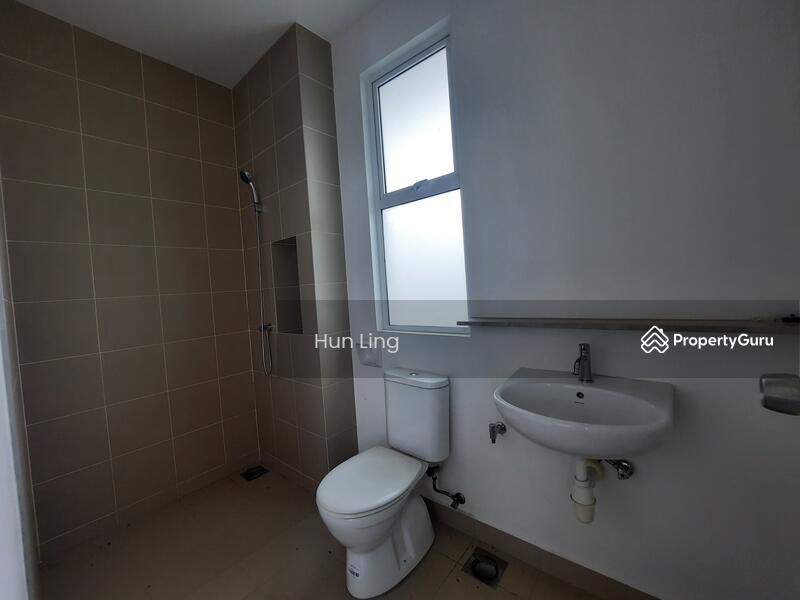 Semi-Detached House for Sale in Puchong (Selangor) - Hun Ling - PropertyGuru.com.my