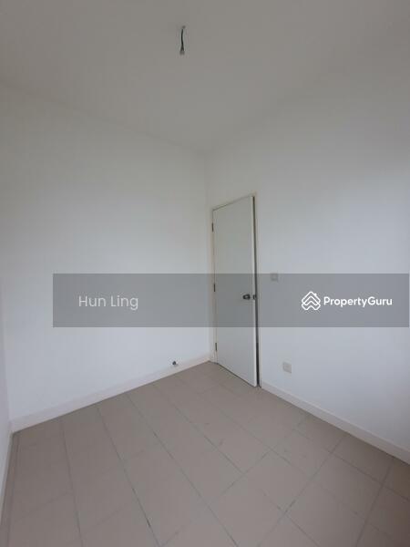 Semi-Detached House for Sale in Puchong (Selangor) - Hun Ling - PropertyGuru.com.my