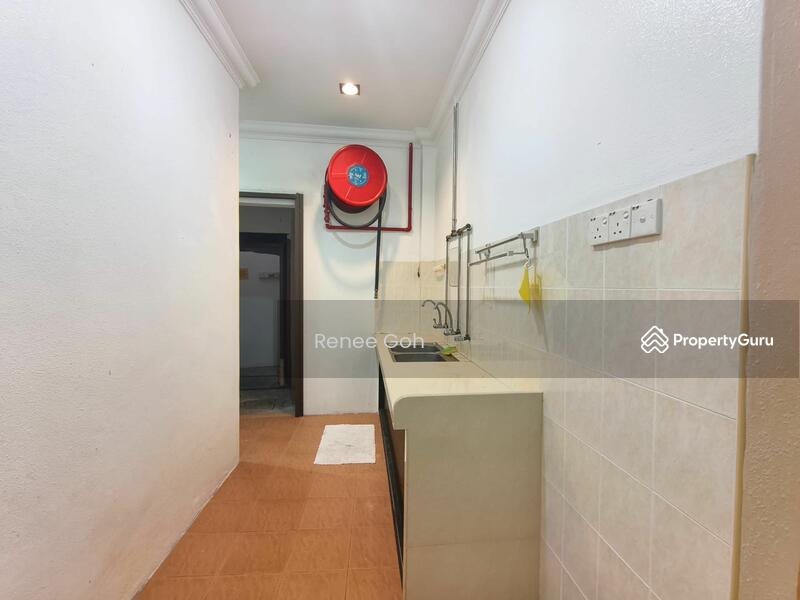 Untuk Dijual - 4.5 Storey Commercial Renovated Building At Jalan Pahang