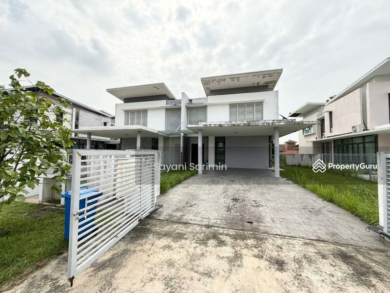 Property agent Shah Alam