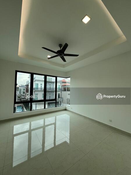 Bungalow for Sale in Subang Heights (Subang Jaya) - Joe ER - PropertyGuru.com.my