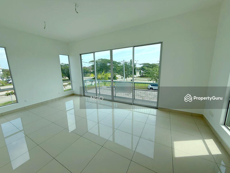 Untuk Dijual - Brand New Corner Lot Double Storey Semi Detached Taman Pura Kencana
