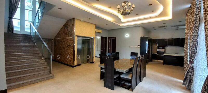 Untuk Dijual - Bungalow at Subang Heights