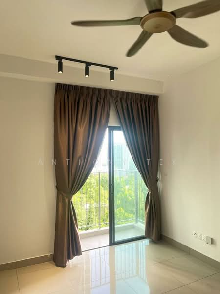 Kondominium untuk Disewa di M Oscar - Anthony Tek - Balcony - PropertyGuru.com.my