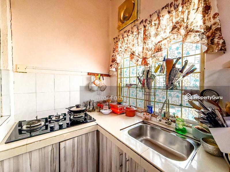 Rumah Teres 2 Tingkat untuk Dijual di Seksyen 23 (Shah Alam) - Amzar Faiz - PropertyGuru.com.my