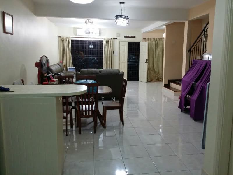 Rumah Teres 2 Tingkat untuk Dijual di Taman Cempaka (Ampang) - Vincent Tan - Living Room - PropertyGuru.com.my