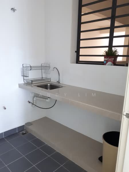 Kondominium untuk Disewa di Cristal Serin Residence - Mandy Lim - Kitchen - PropertyGuru.com.my