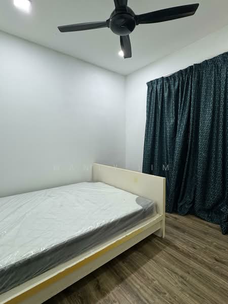 Kondominium untuk Disewa di Cristal Serin Residence - Mandy Lim - Bedroom - PropertyGuru.com.my