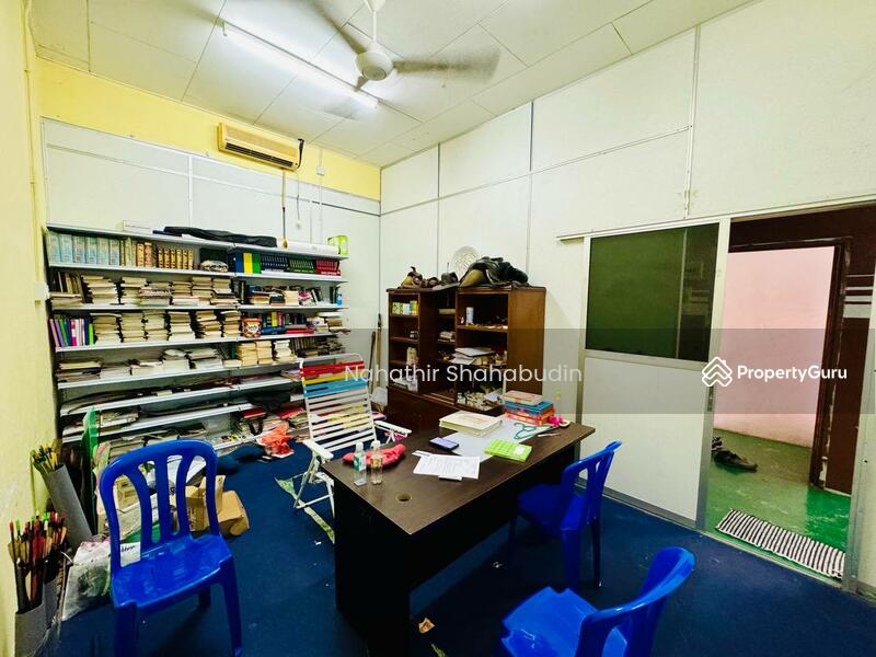 Shop / Office for Sale in Taman Padu Permai (Sungai Besar) - Nahathir Shahabudin - PropertyGuru.com.my