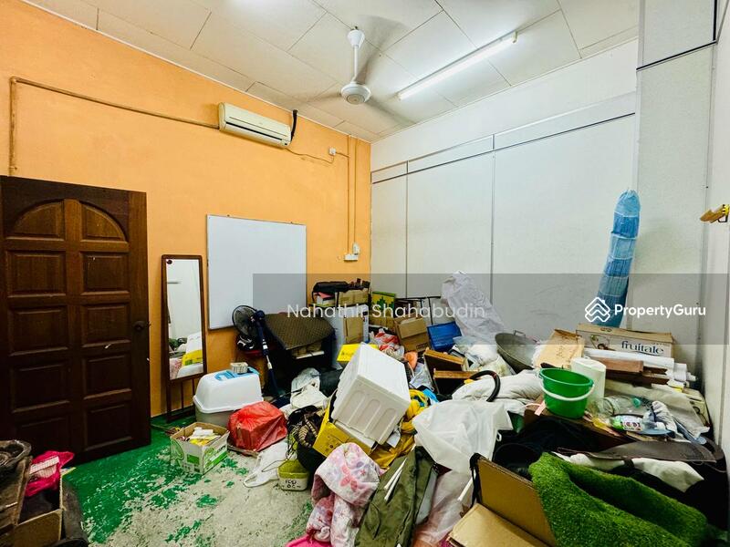 Shop / Office for Sale in Taman Padu Permai (Sungai Besar) - Nahathir Shahabudin - PropertyGuru.com.my
