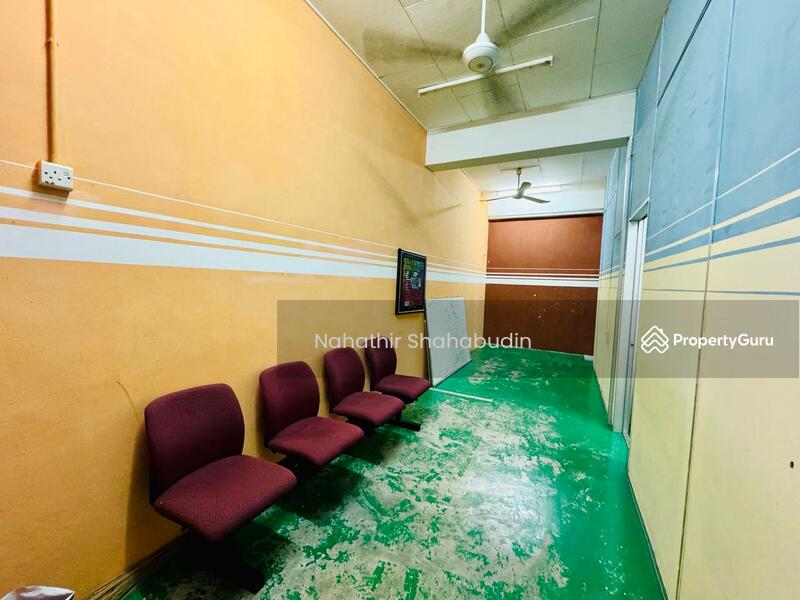 Shop / Office for Sale in Taman Padu Permai (Sungai Besar) - Nahathir Shahabudin - PropertyGuru.com.my