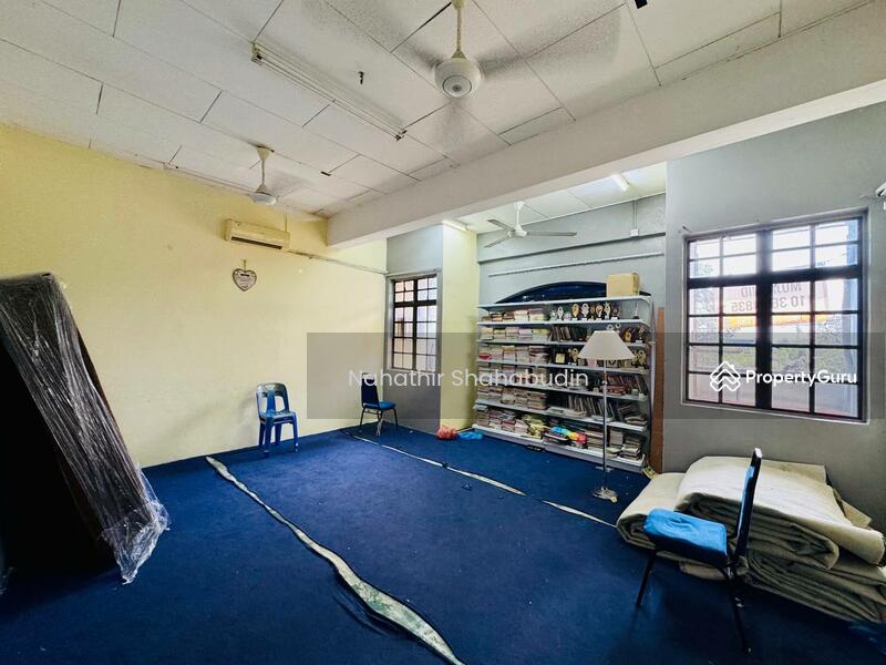 Shop / Office for Sale in Taman Padu Permai (Sungai Besar) - Nahathir Shahabudin - PropertyGuru.com.my