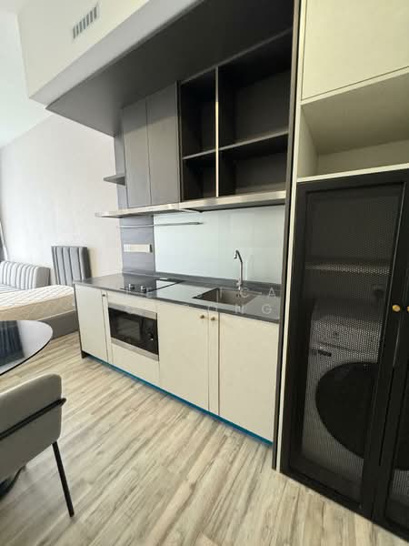 Servis Apartment untuk Disewa di Millerz Square - Jessica Choong - Kitchen - PropertyGuru.com.my