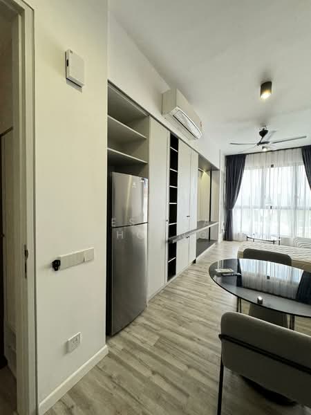 Servis Apartment untuk Disewa di Millerz Square - Jessica Choong - Living Room - PropertyGuru.com.my